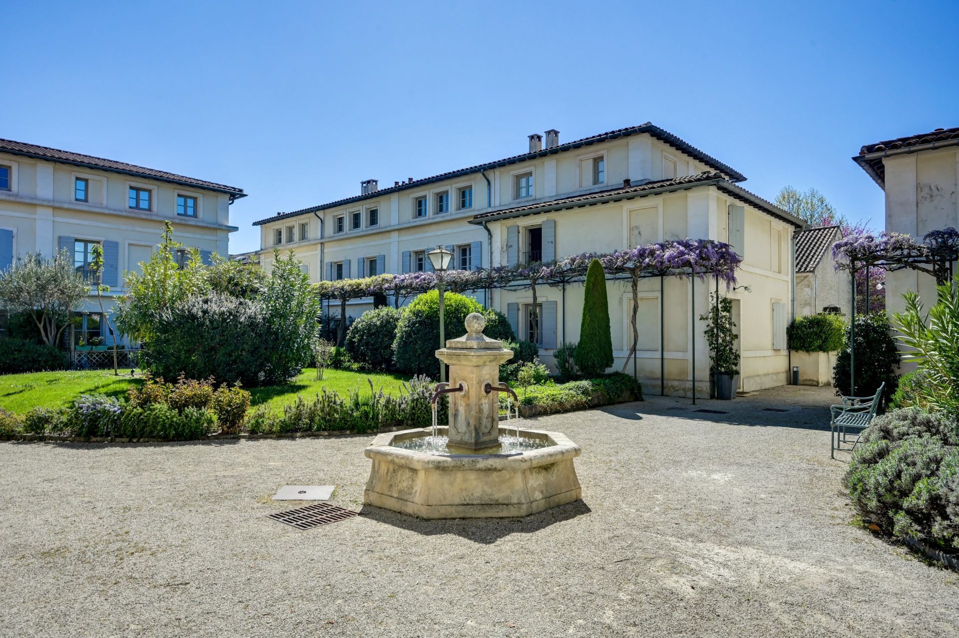 maison de ville 4 Pièces en vente sur ST REMY DE PROVENCE (13210)