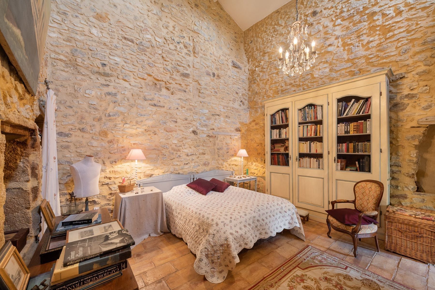 maison de luxe 8 Pièces en vente sur UZES (30700)