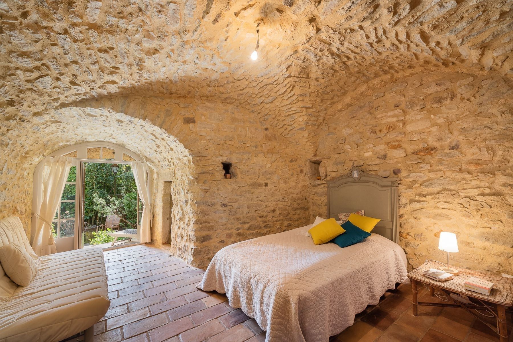 maison de luxe 8 Pièces en vente sur UZES (30700)
