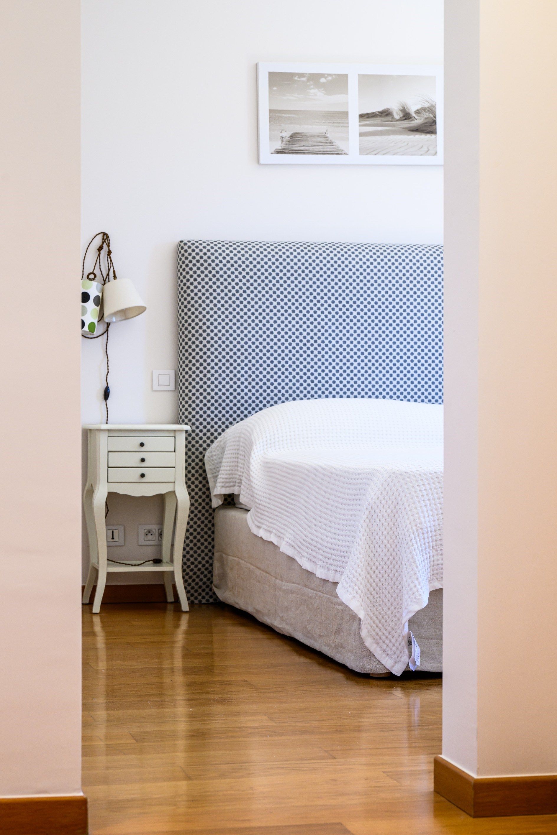 luxury apartment 6 Rooms for sale on ST TROPEZ (83990)