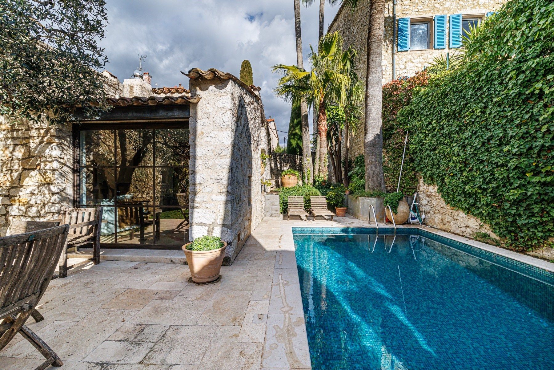 bastide 8 Pièces en vente sur LA COLLE SUR LOUP (06480)