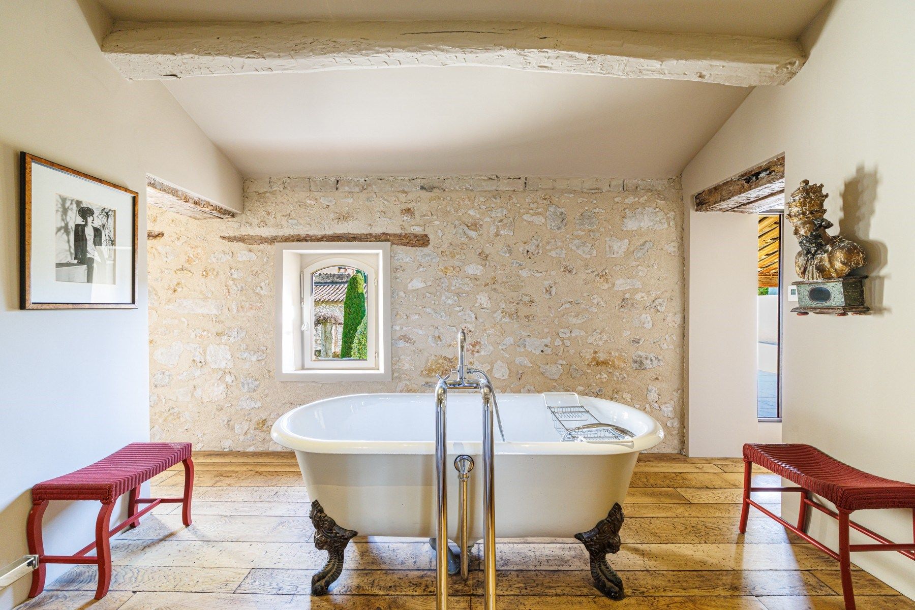 bastide 8 Rooms for sale on LA COLLE SUR LOUP (06480)