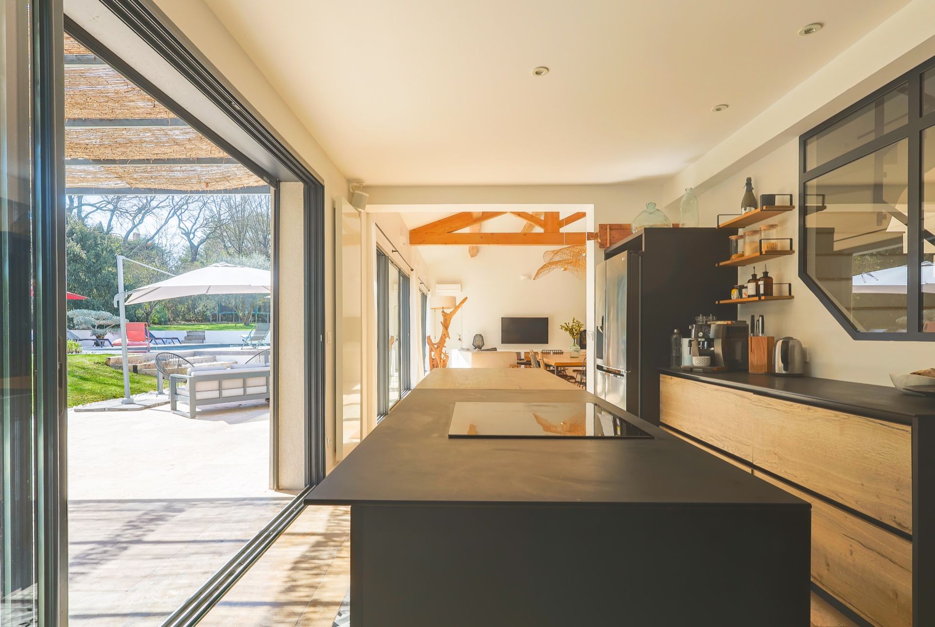 luxury house 7 Rooms for sale on PUYRICARD (13540)