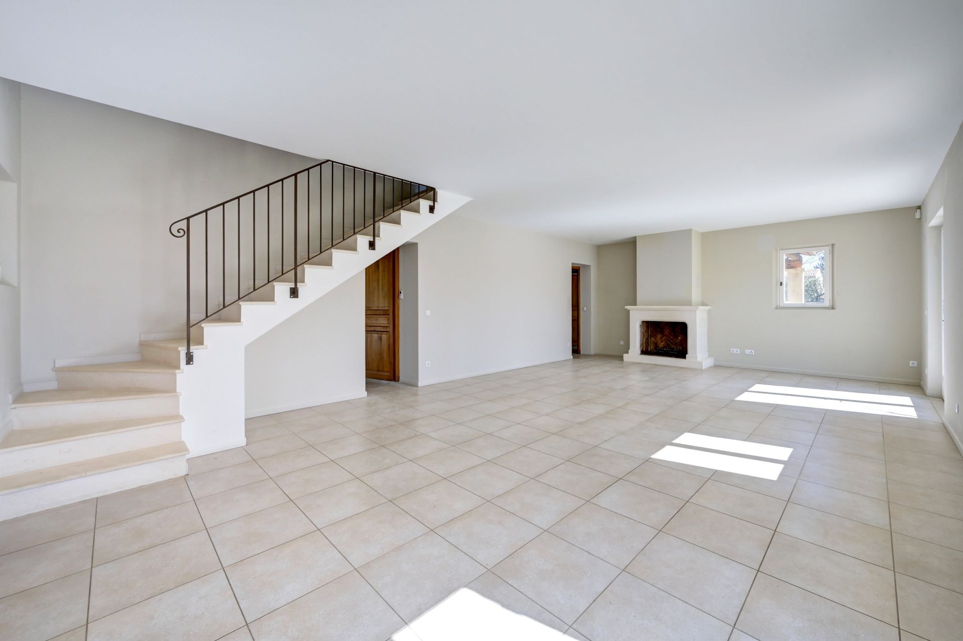 maison de luxe 6 Pièces en location sur AIX EN PROVENCE (13090)