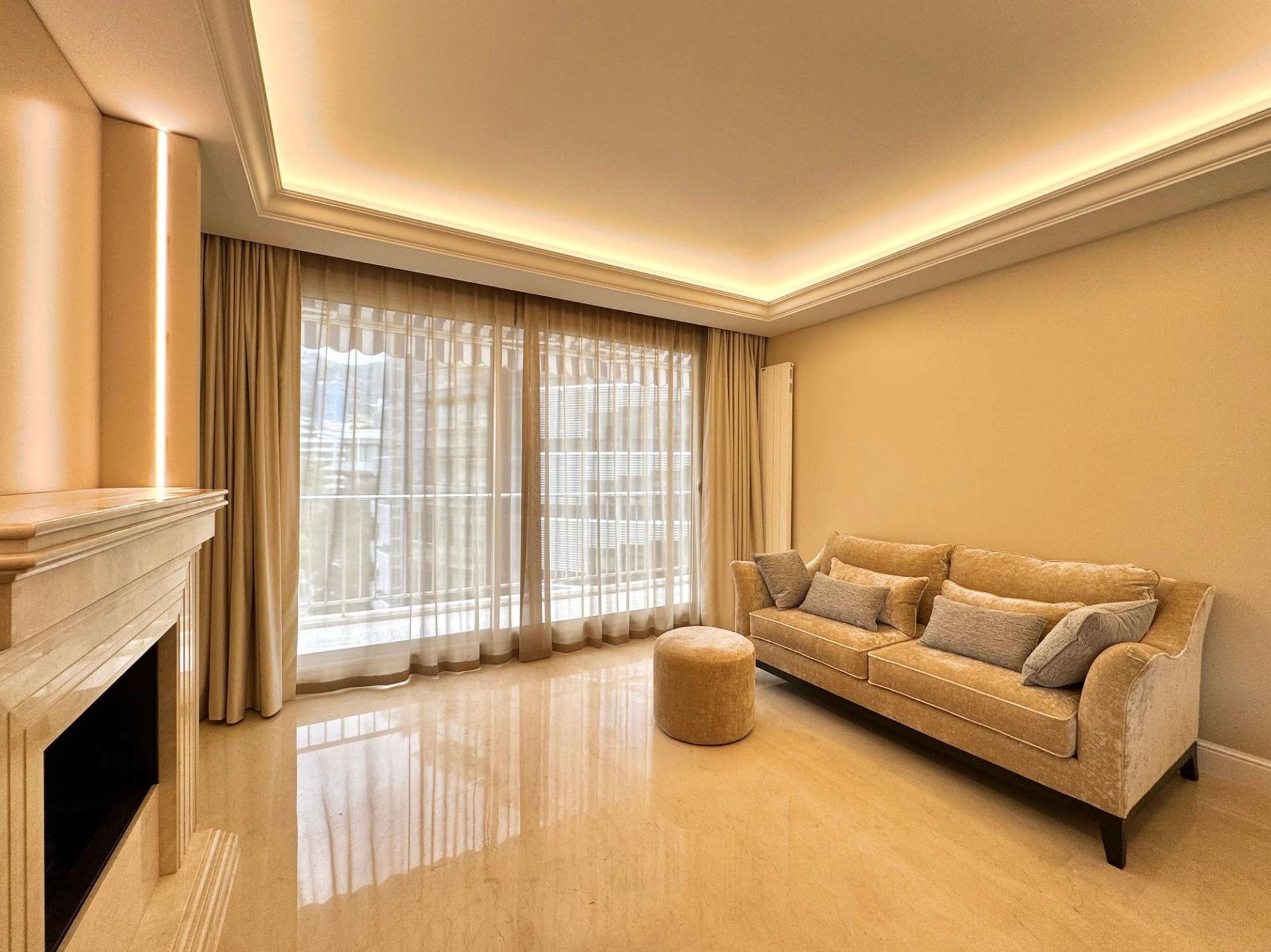 luxury apartment 2 Rooms for rent on MONACO (98000)