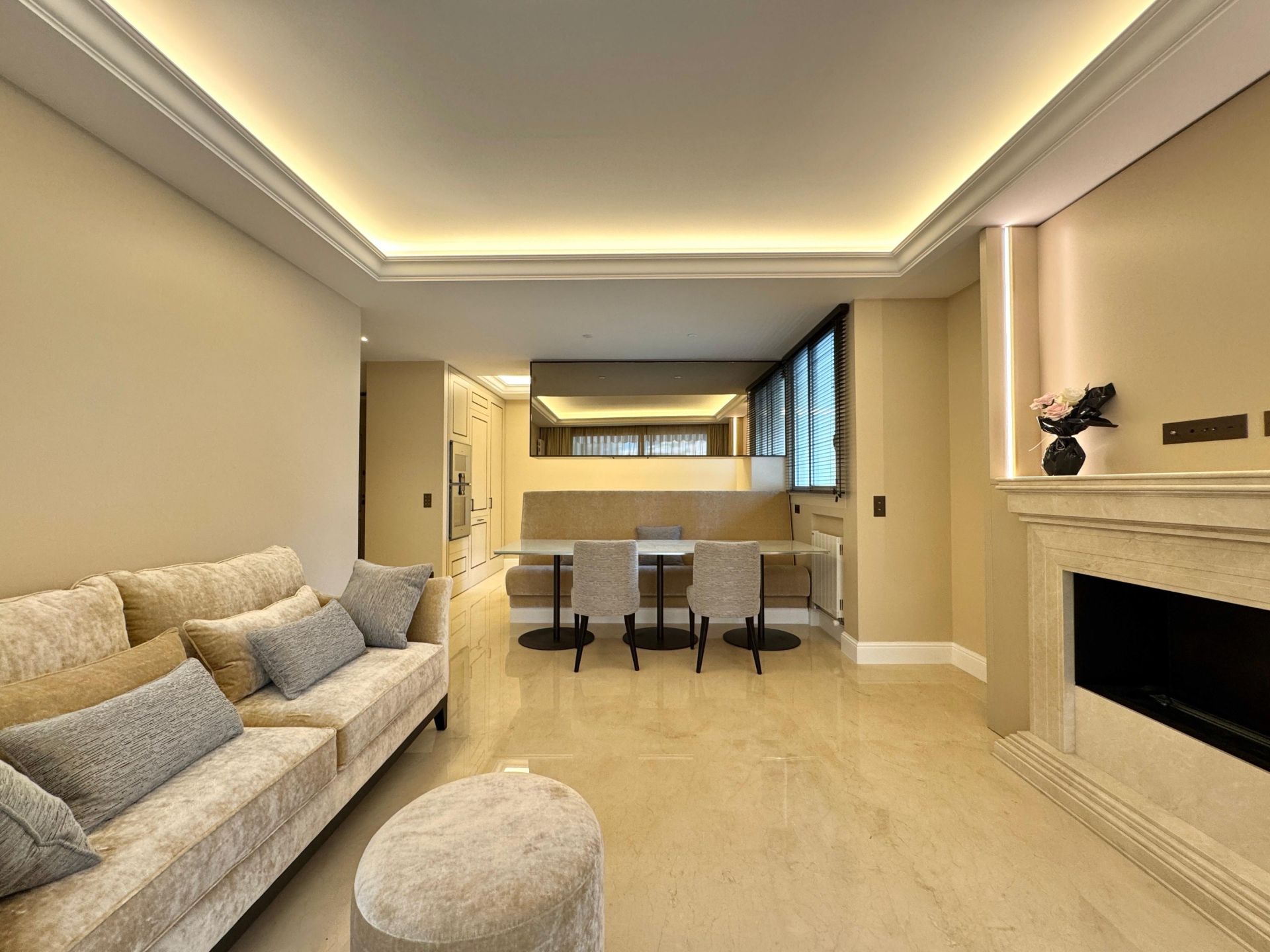 luxury apartment 2 Rooms for rent on MONACO (98000)