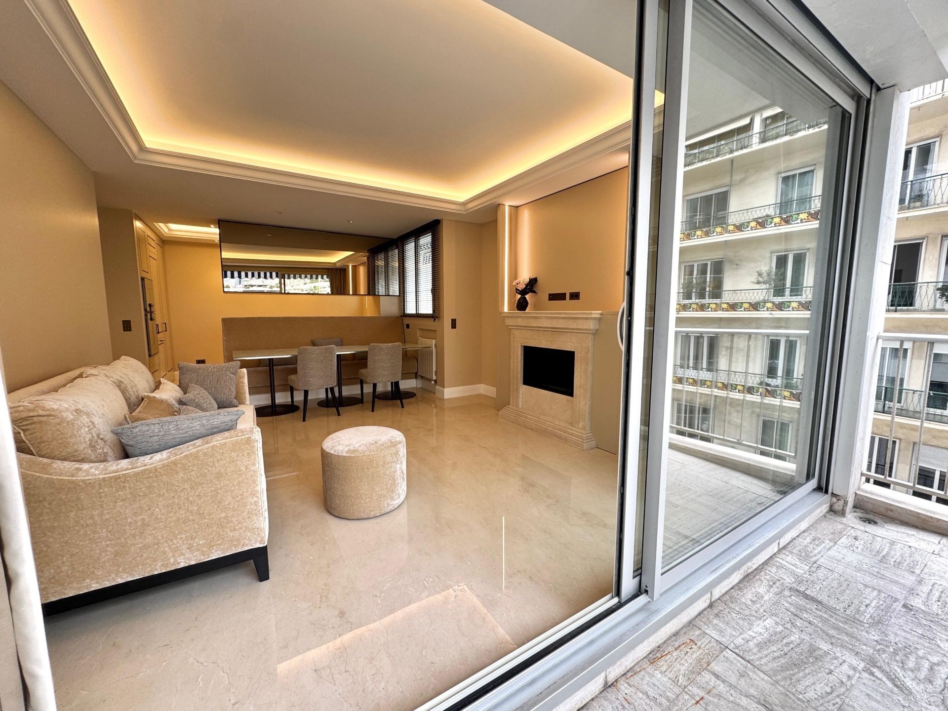 luxury apartment 2 Rooms for rent on MONACO (98000)