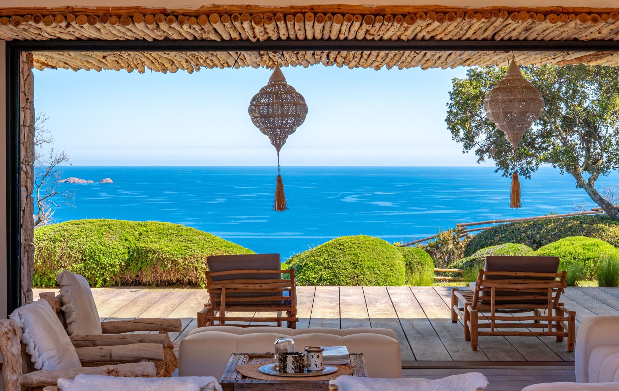 luxury villa 10 Rooms for sale on PORTO VECCHIO (20137)