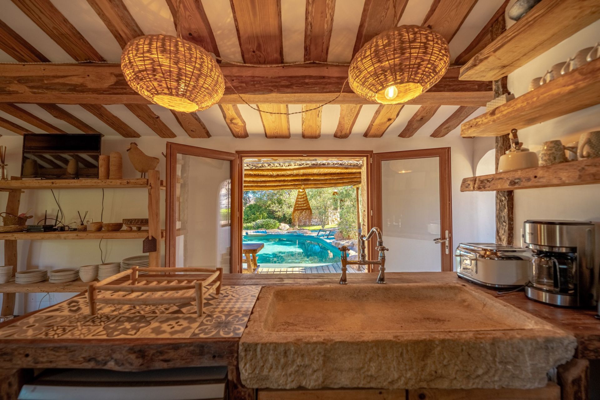 luxury villa 10 Rooms for sale on PORTO VECCHIO (20137)