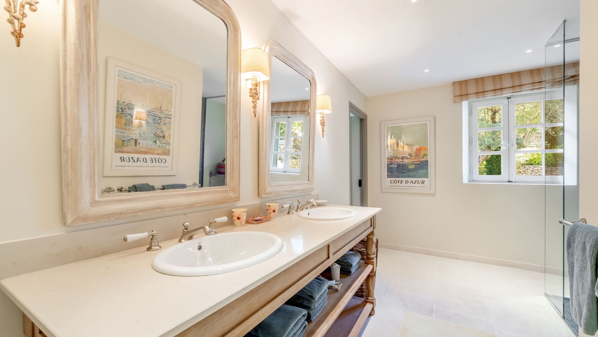 luxury villa 9 Rooms for sale on RAMATUELLE (83350)