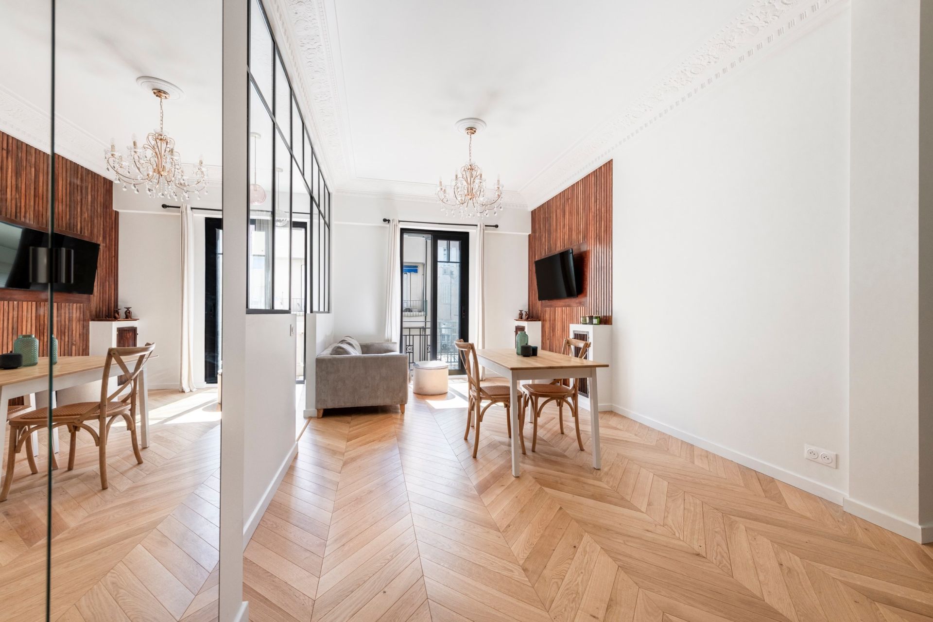 luxury apartment 2 Rooms for sale on NICE (06000)