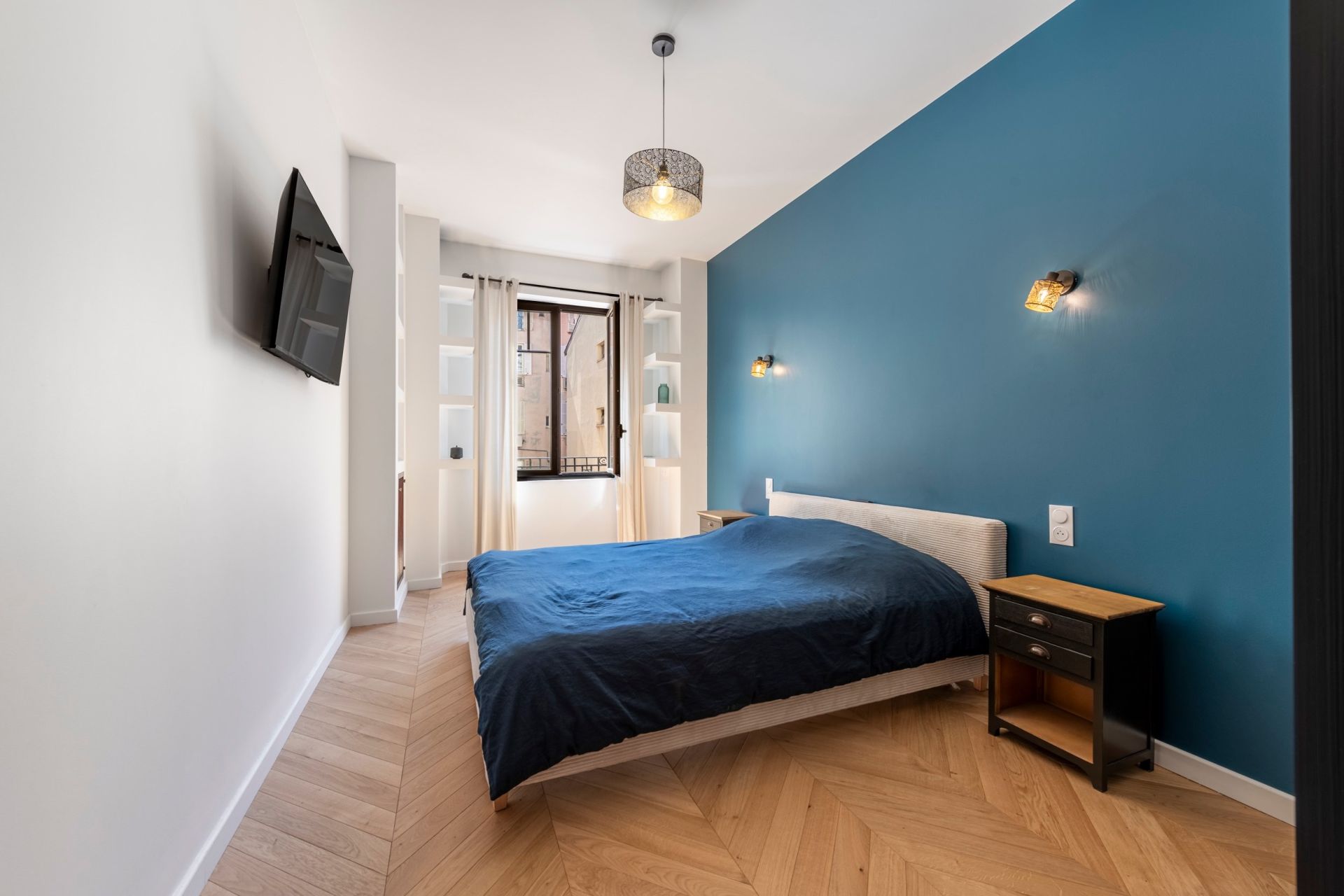 luxury apartment 2 Rooms for sale on NICE (06000)