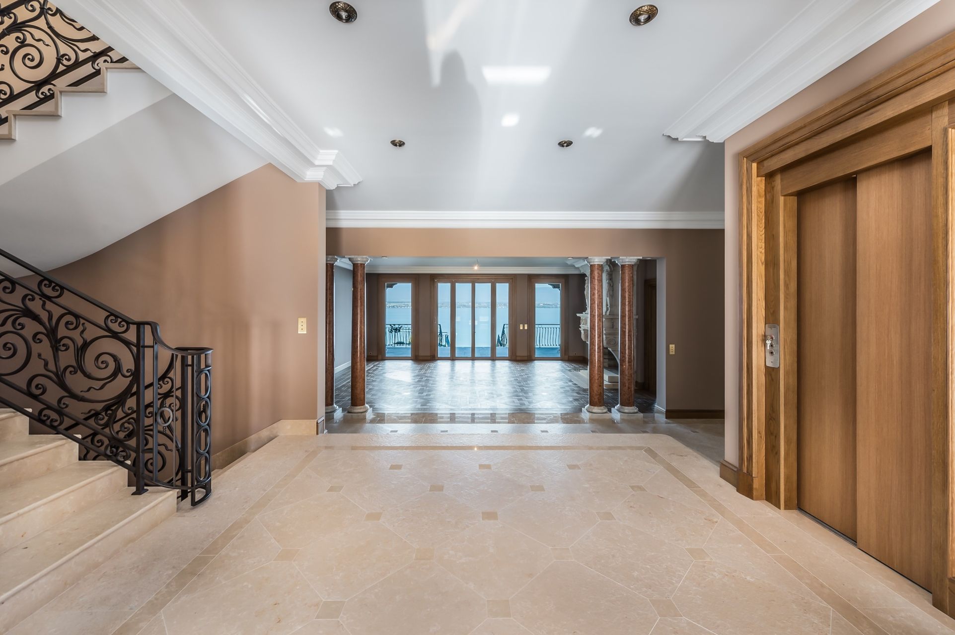 luxury property 14 Rooms for sale on CHENS SUR LEMAN (74140)