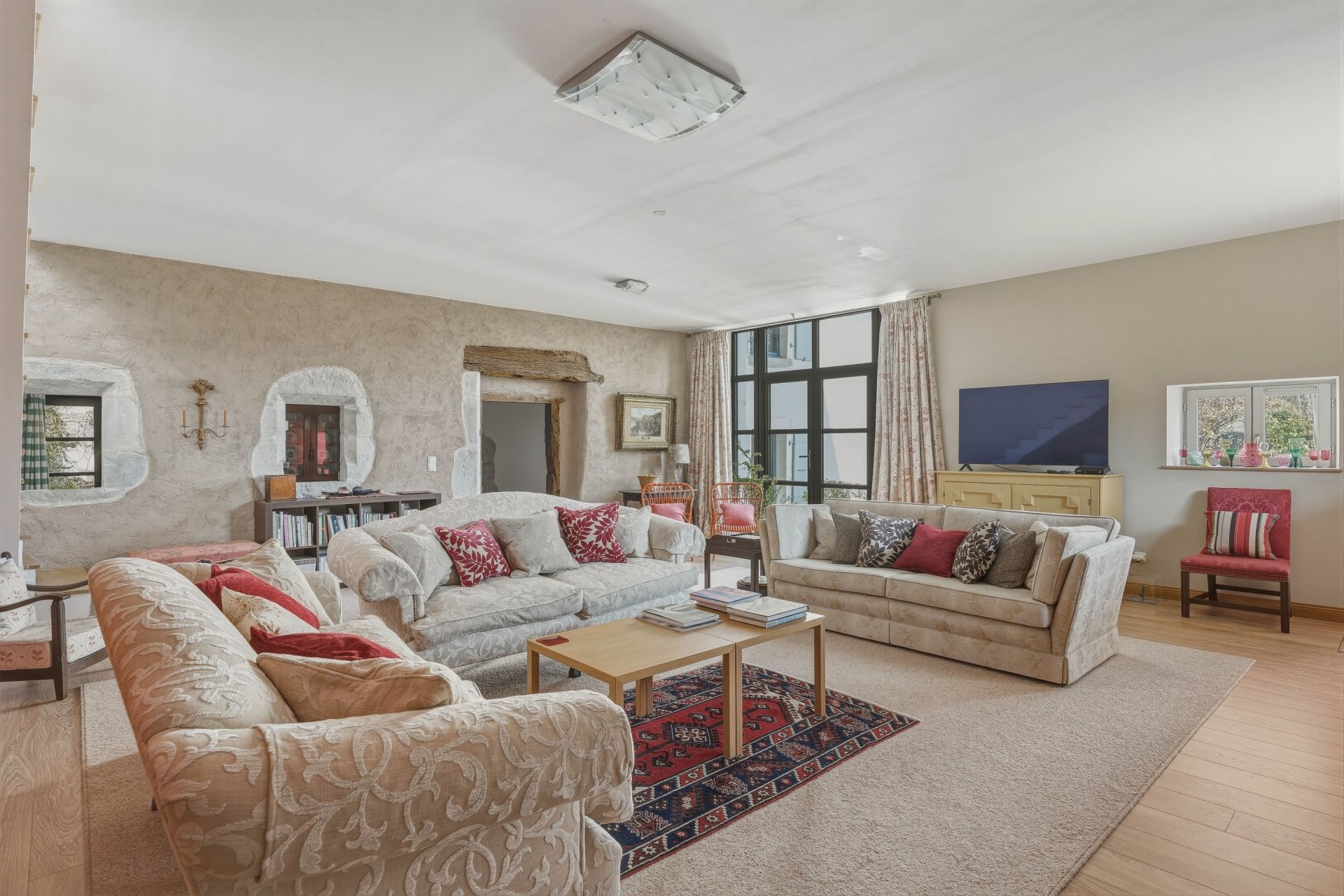 luxury house 8 Rooms for sale on DIVONNE LES BAINS (01220)
