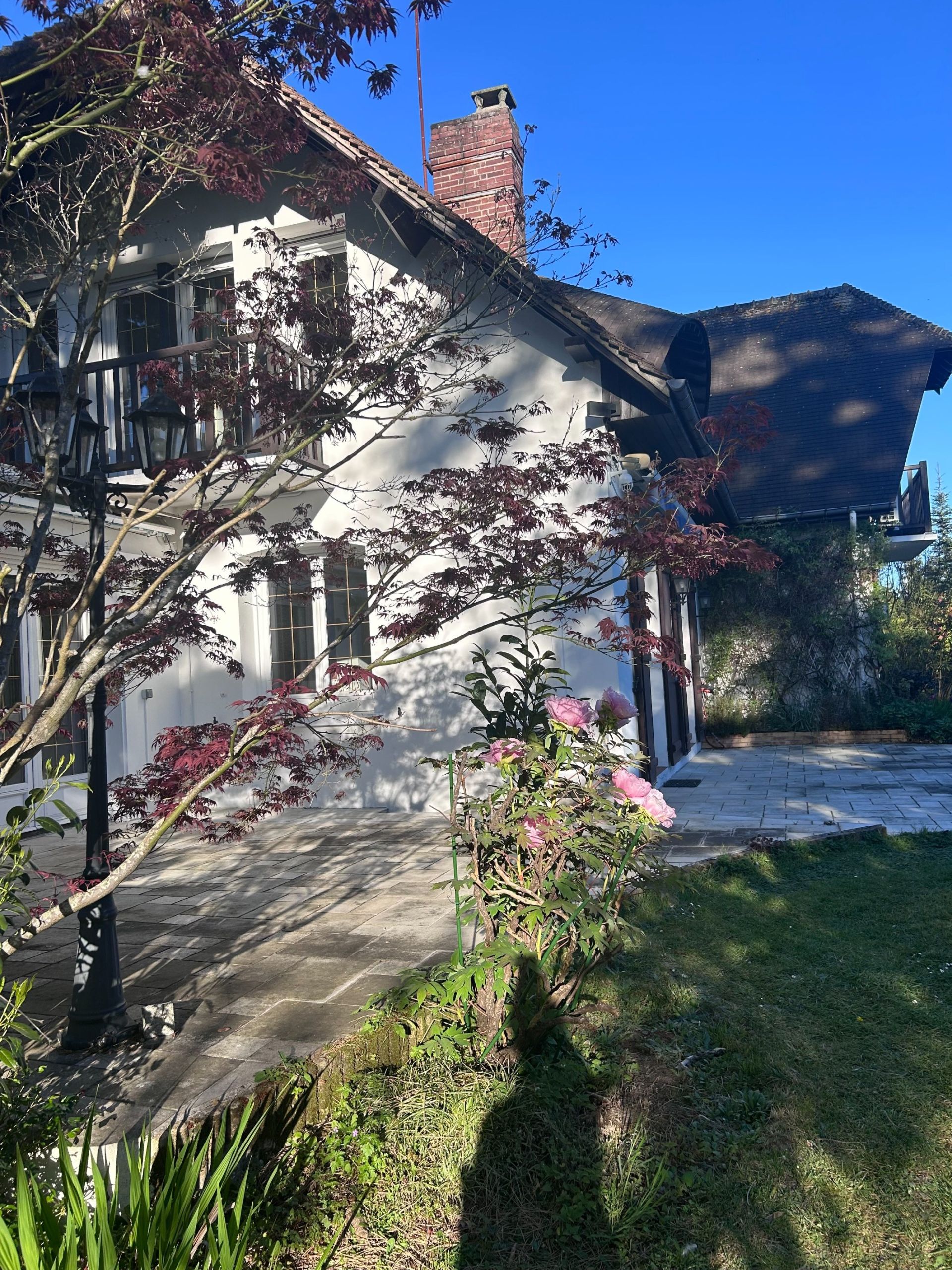 mansion 9 Rooms for sale on ST ETIENNE DU ROUVRAY (76800)