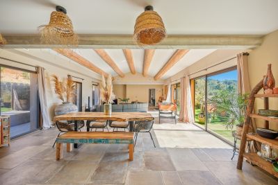 Vente Maison de luxe Le Castellet 6&nbsp;Pièces 230&nbsp;m²