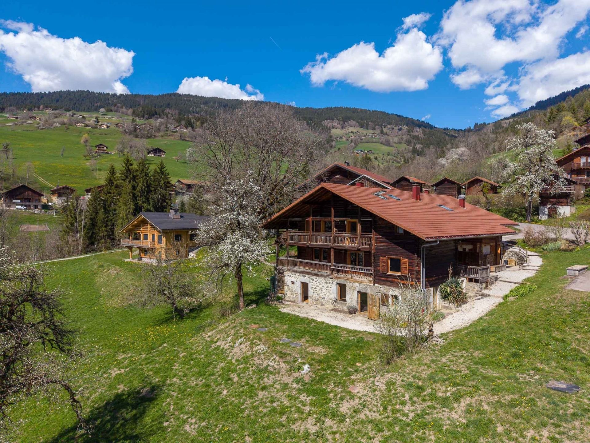 appartement de luxe 4 Pièces en vente sur MANIGOD (74230)