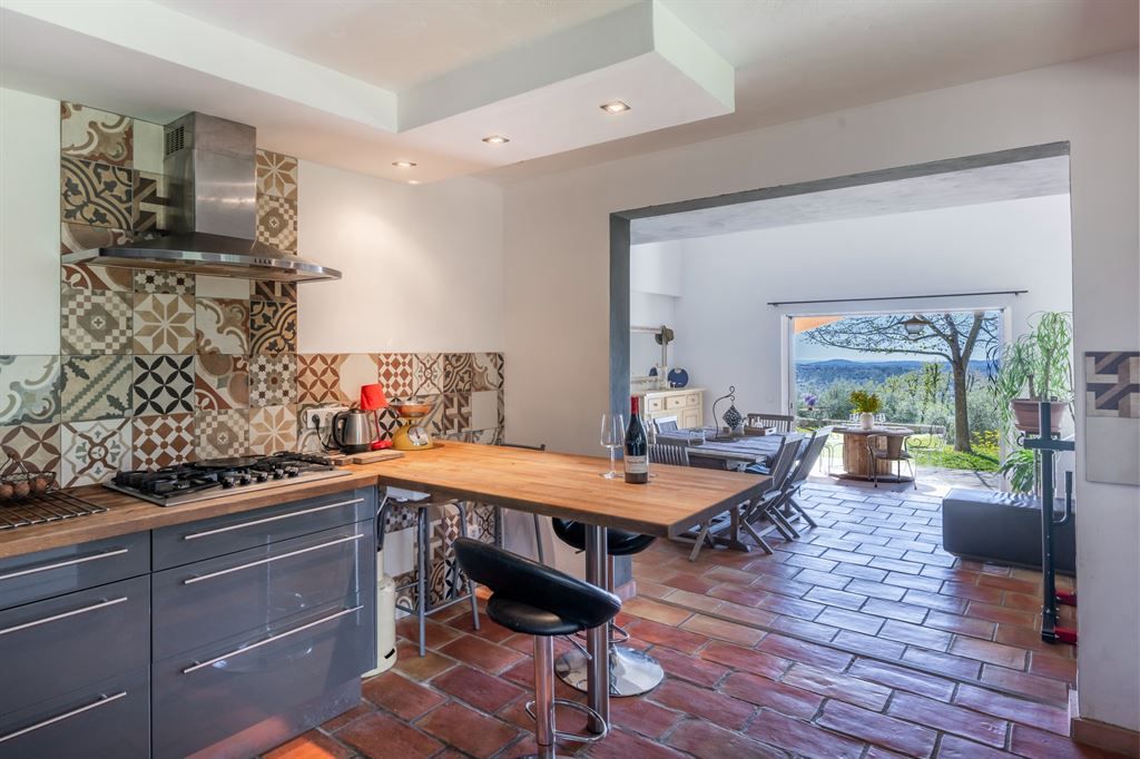 maison provençale de luxe 10 Pièces en vente sur CHATEAUNEUF GRASSE (06740)