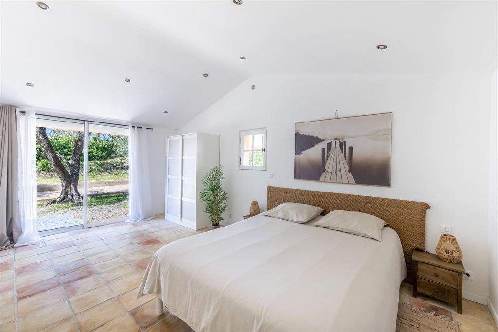 maison provençale de luxe 10 Pièces en vente sur CHATEAUNEUF GRASSE (06740)