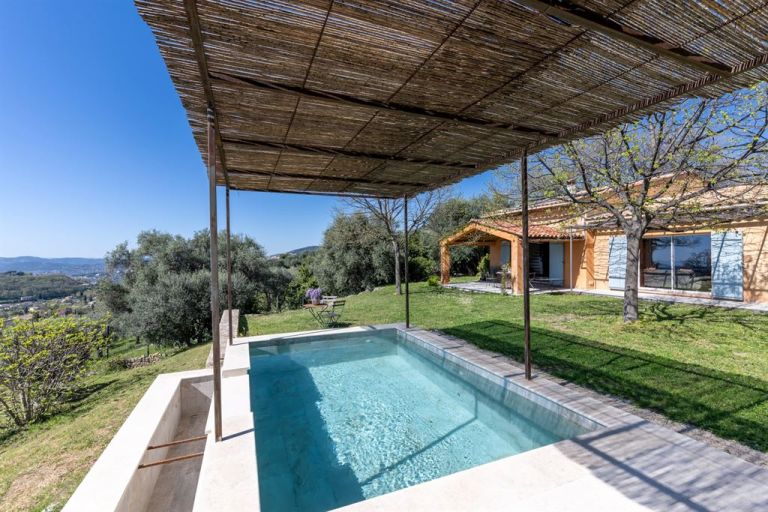 maison provençale de luxe 10 Pièces en vente sur CHATEAUNEUF GRASSE (06740)