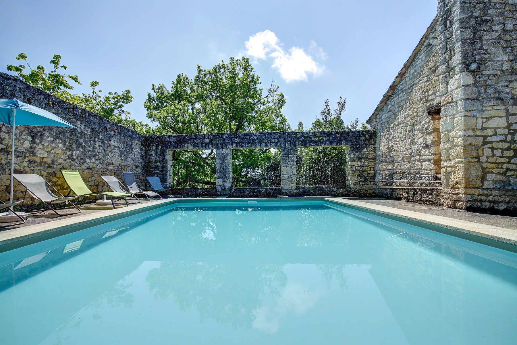 château 12 Pièces en vente sur CORDES SUR CIEL (81170)