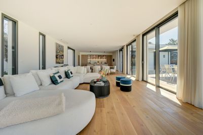 Sale Luxury house Aix-en-Provence 8&nbsp;Rooms 240&nbsp;m²