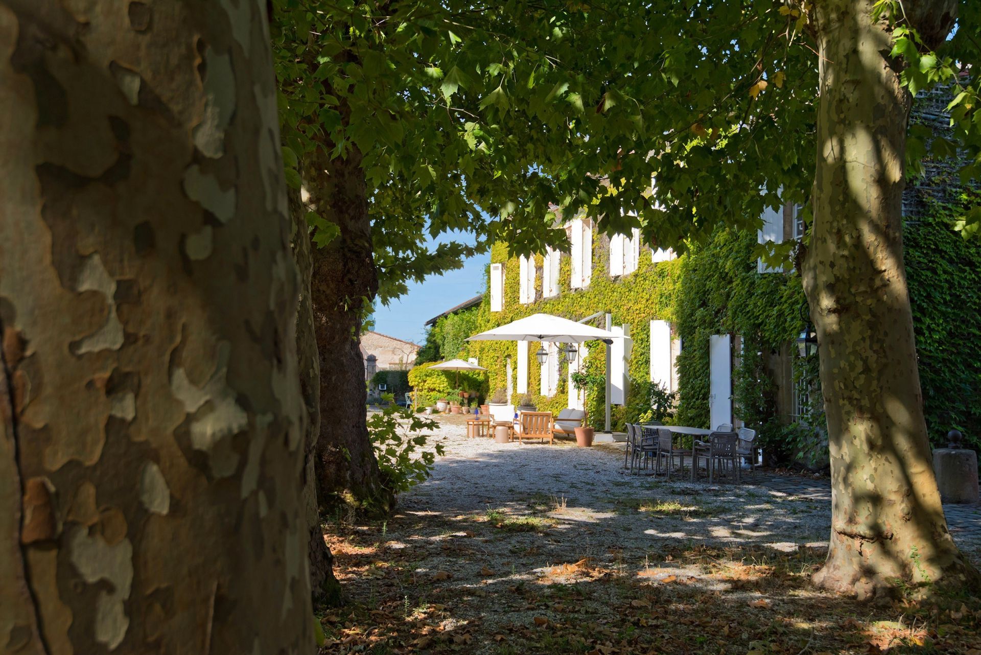 castle 12 Rooms for sale on BORDEAUX (33000)