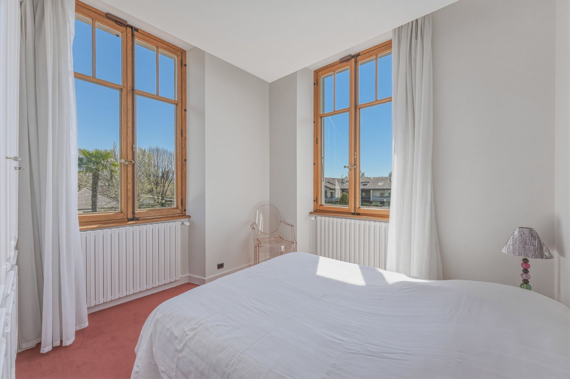 luxury house 9 Rooms for sale on THONON LES BAINS (74200)