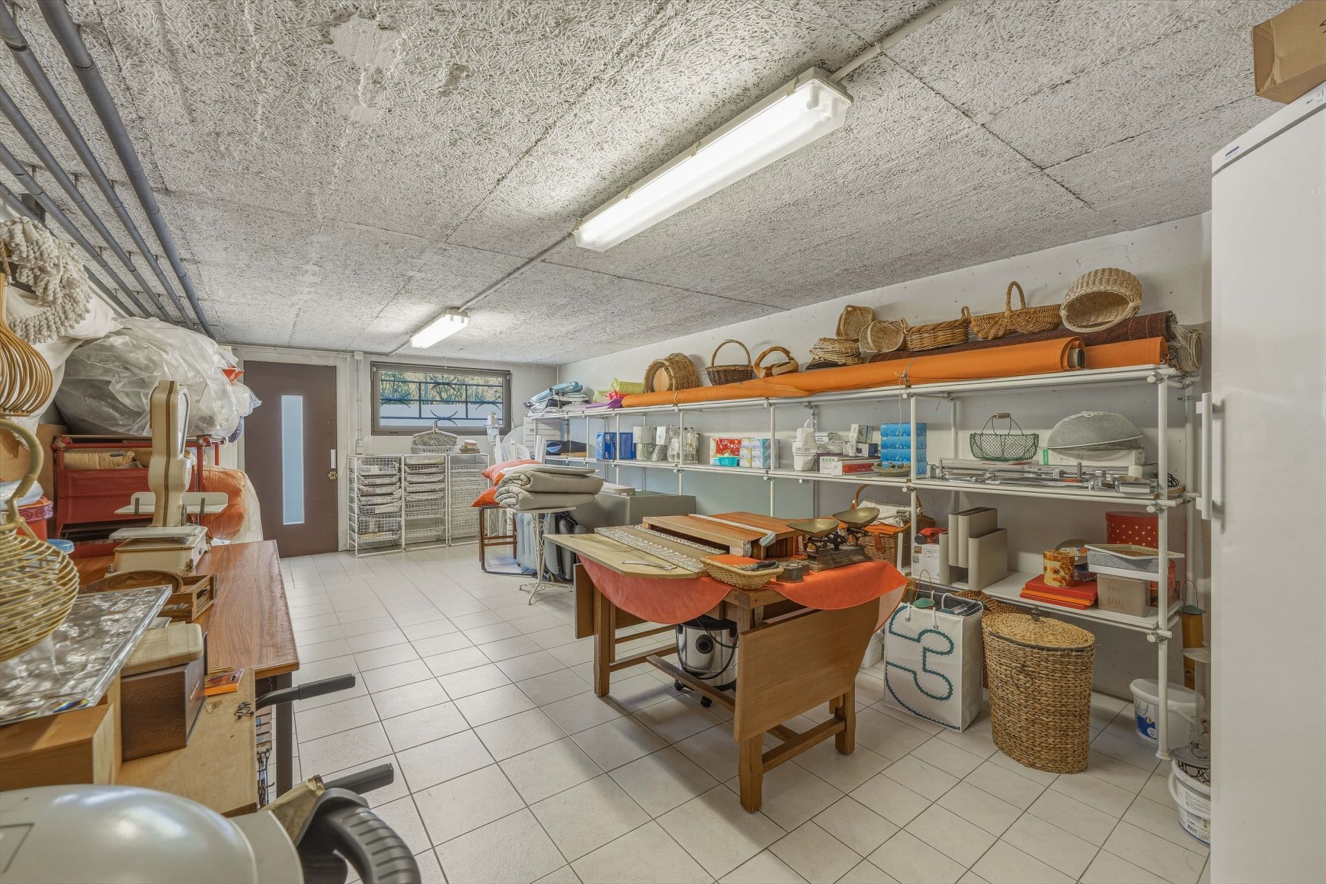 luxury house 9 Rooms for sale on THONON LES BAINS (74200)