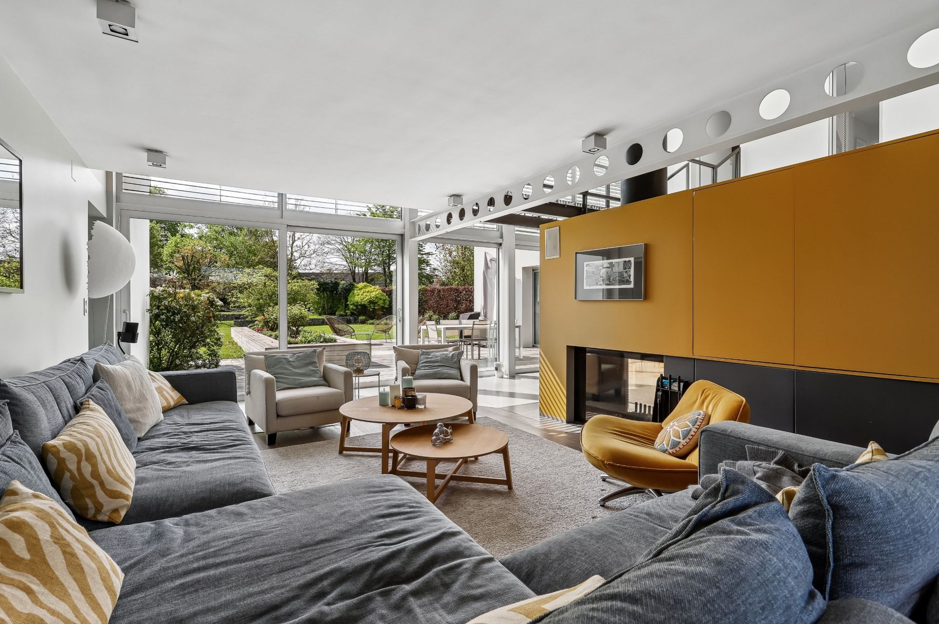 luxury house 9 Rooms for sale on MARCQ EN BAROEUL (59700)