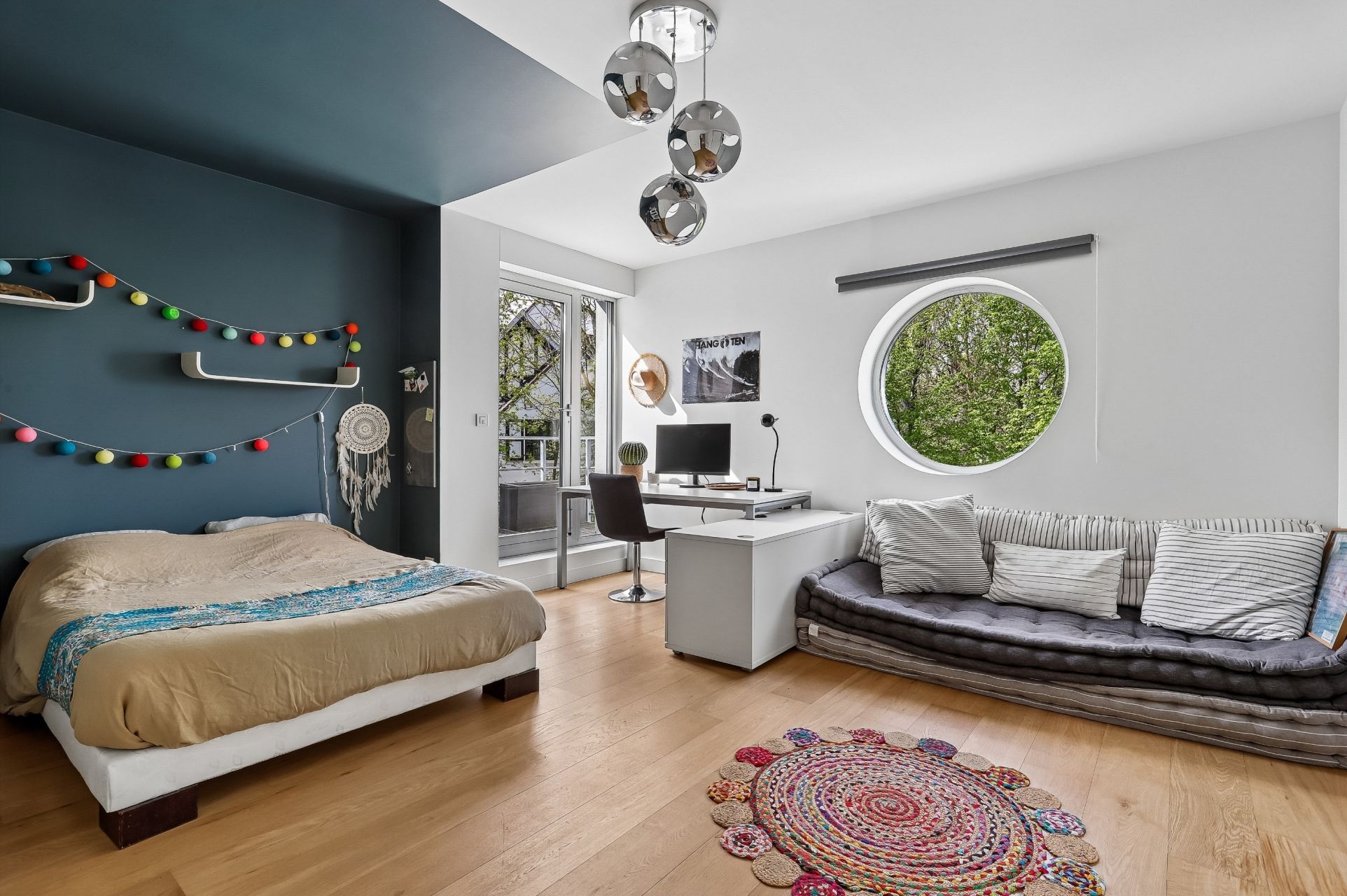 luxury house 9 Rooms for sale on MARCQ EN BAROEUL (59700)