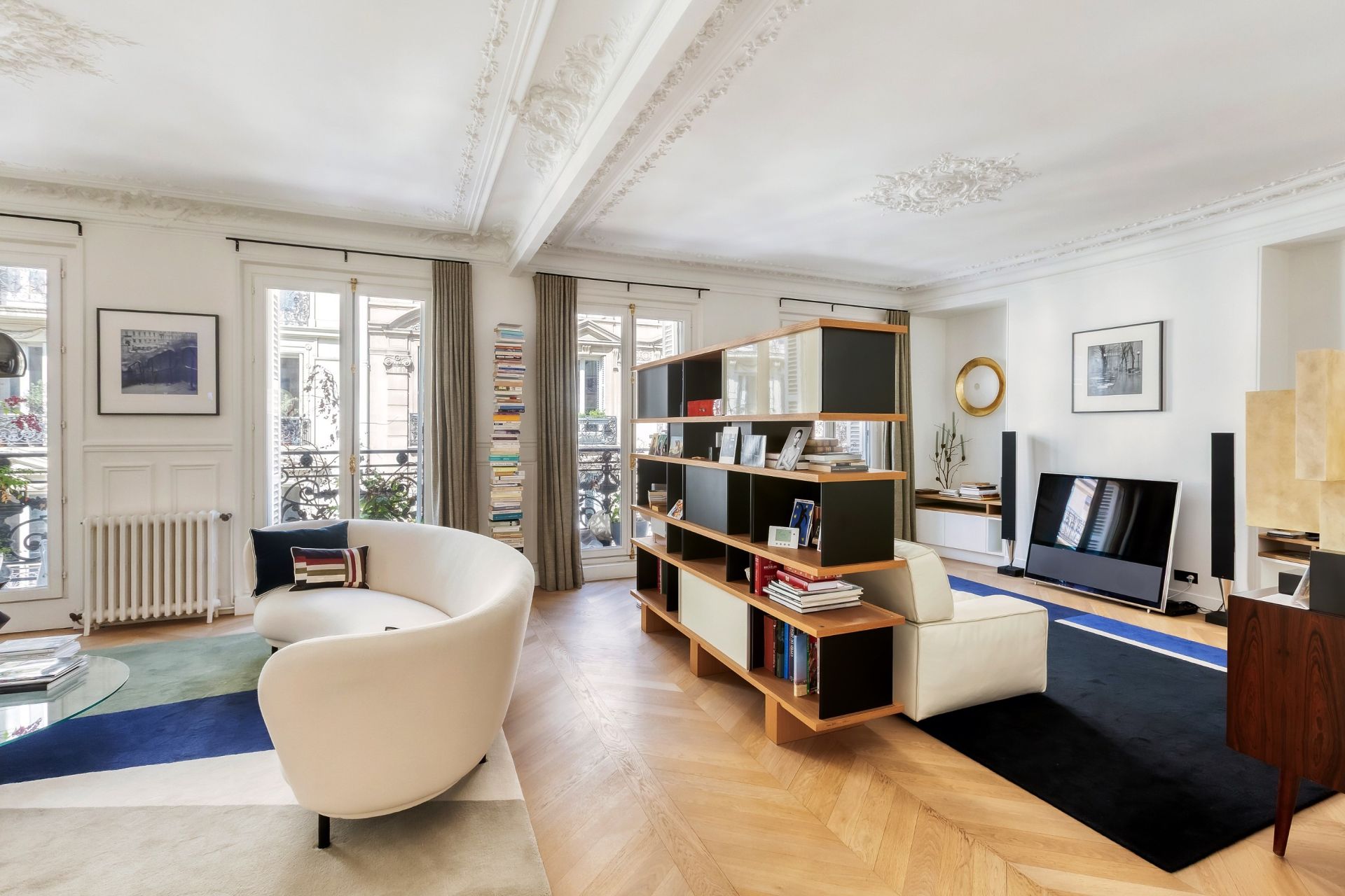 luxury apartment 4 Rooms for sale on PARIS (75007)