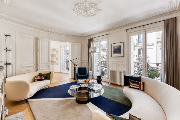 luxury apartment 4 Rooms for sale on PARIS (75007)