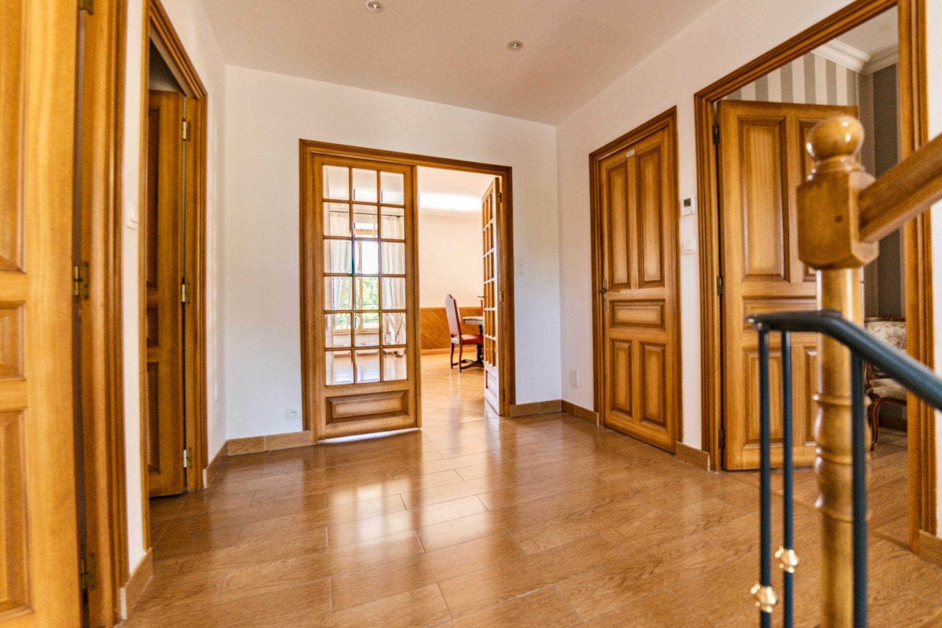 luxury house 17 Rooms for sale on PLOMEUR (29120)