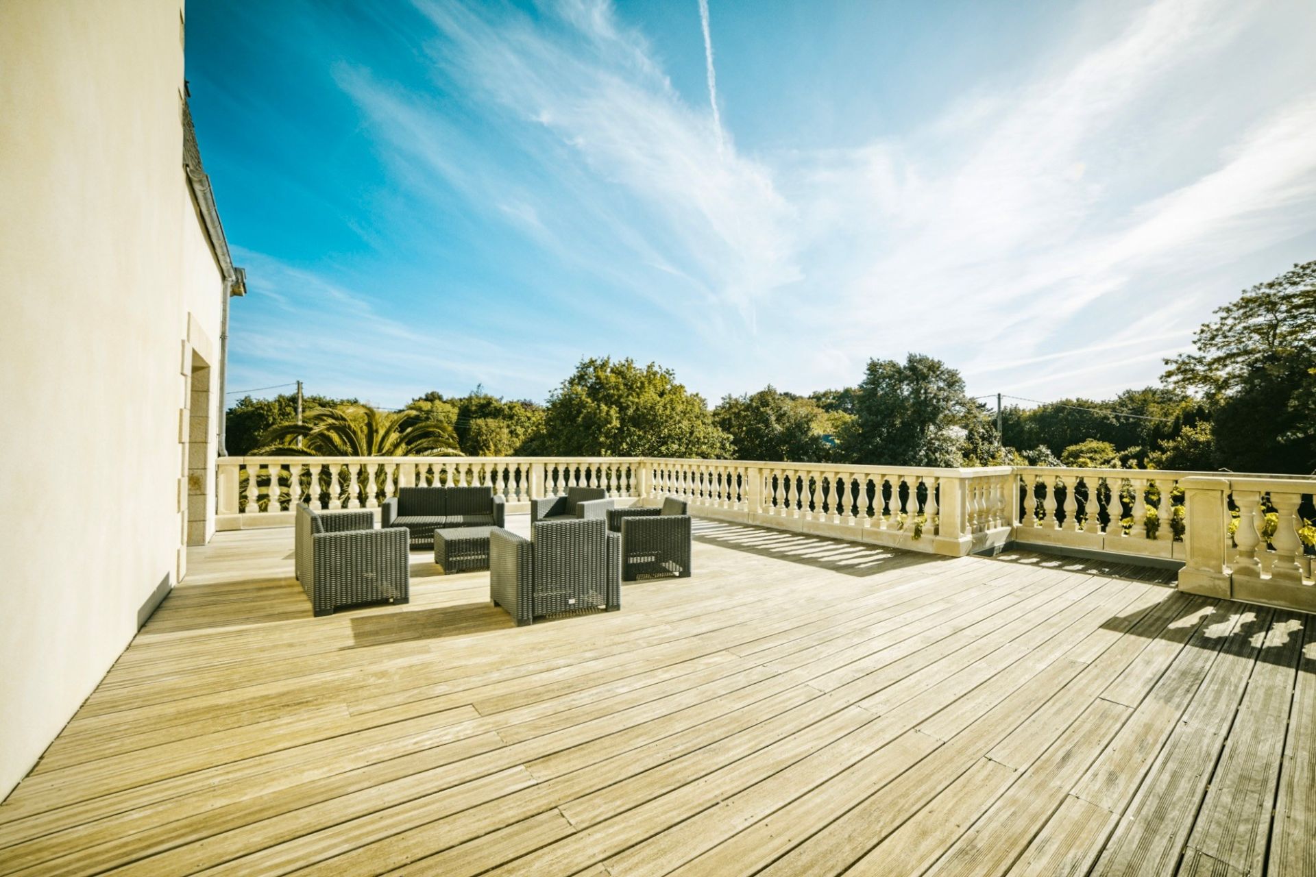 luxury house 17 Rooms for sale on PLOMEUR (29120)