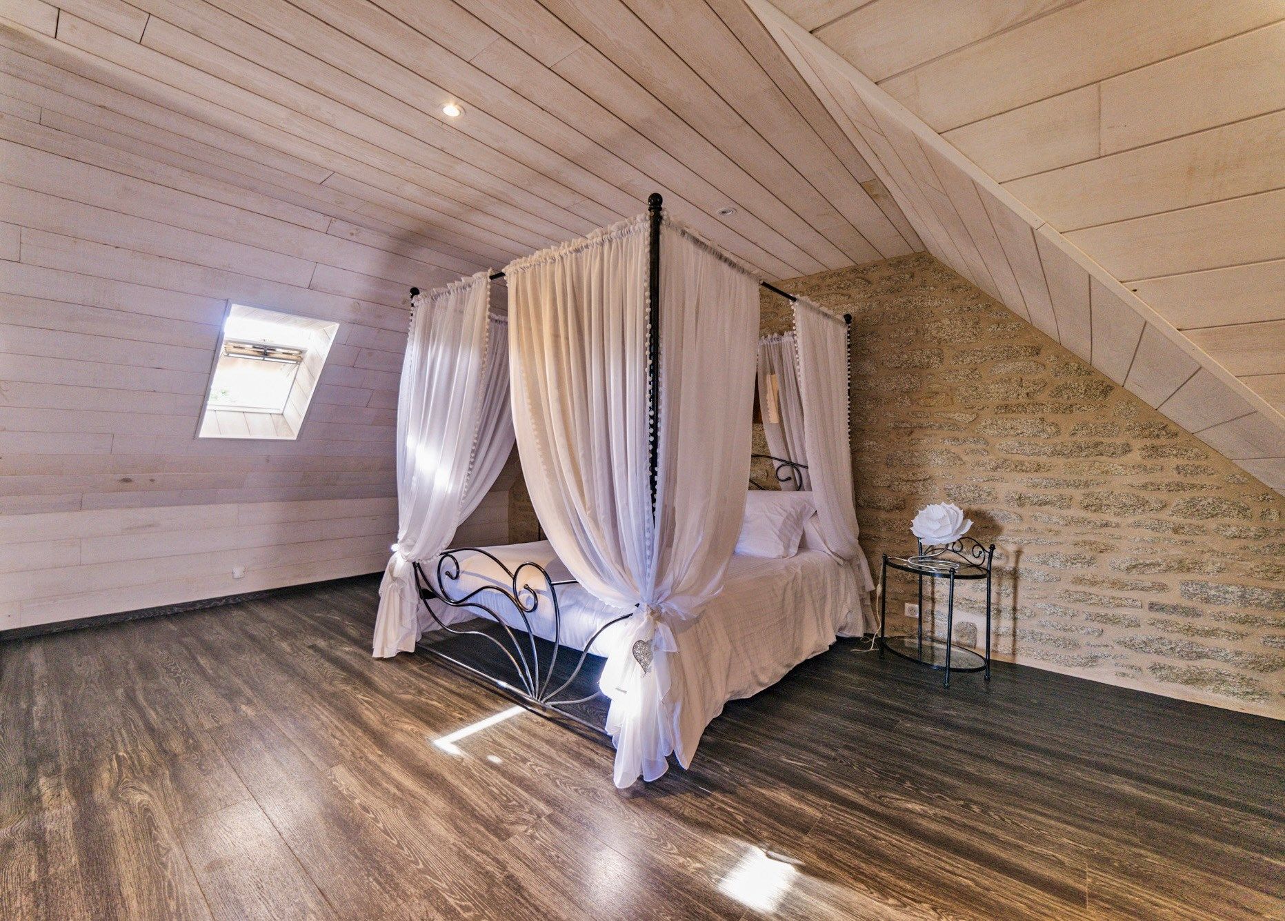 luxury house 17 Rooms for sale on PLOMEUR (29120)