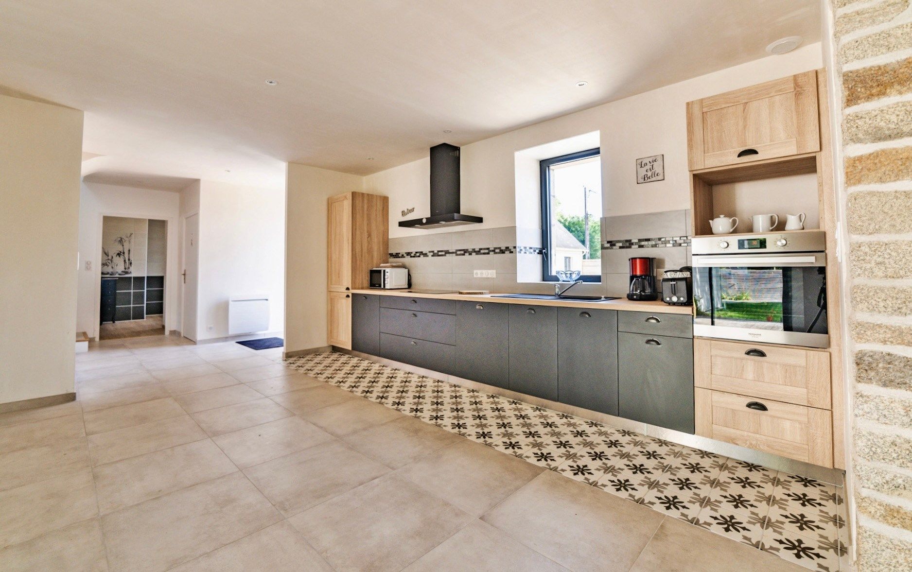 luxury house 17 Rooms for sale on PLOMEUR (29120)