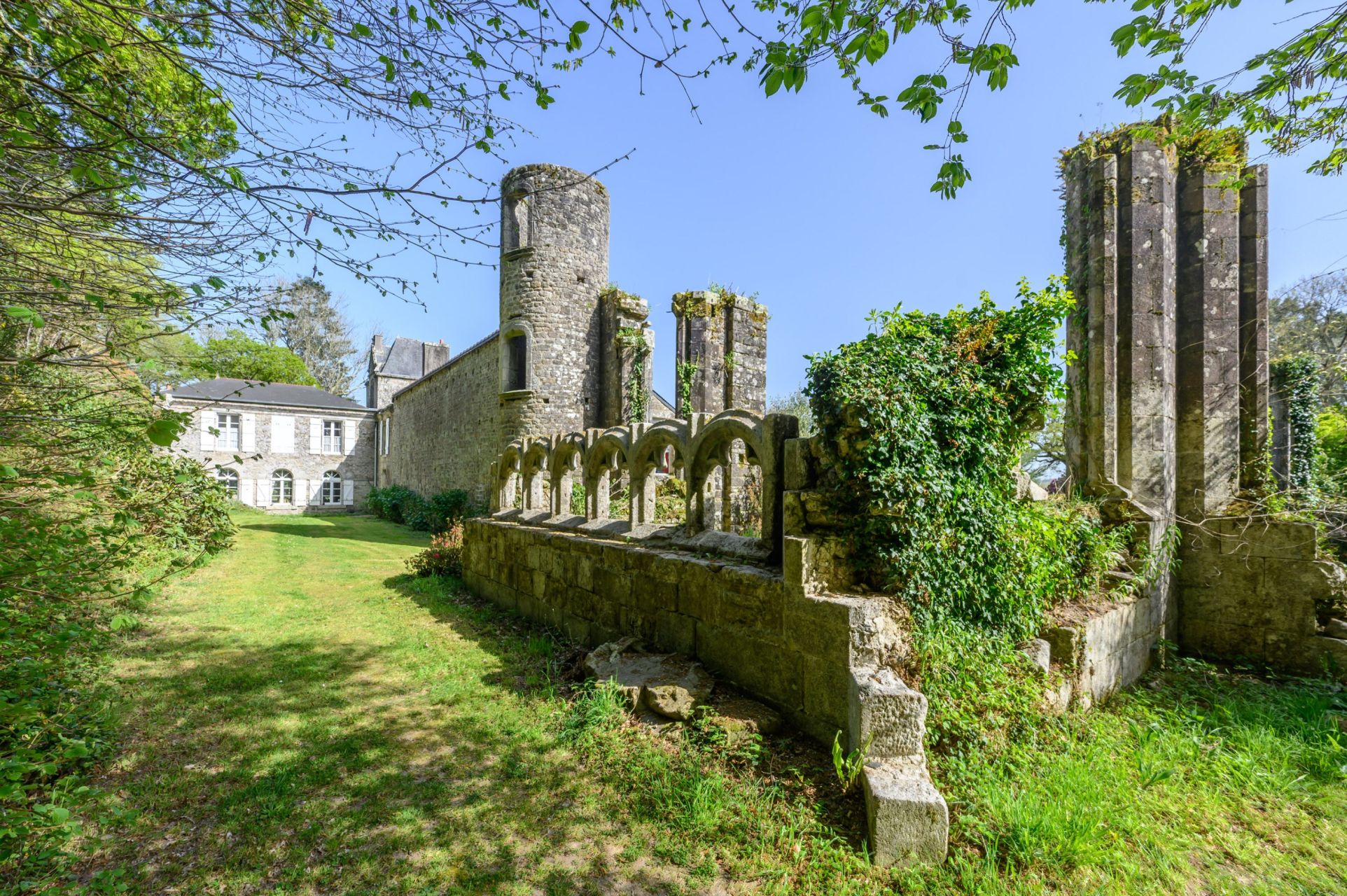 propriété de luxe 20 Pièces en vente sur QUIMPER (29000)