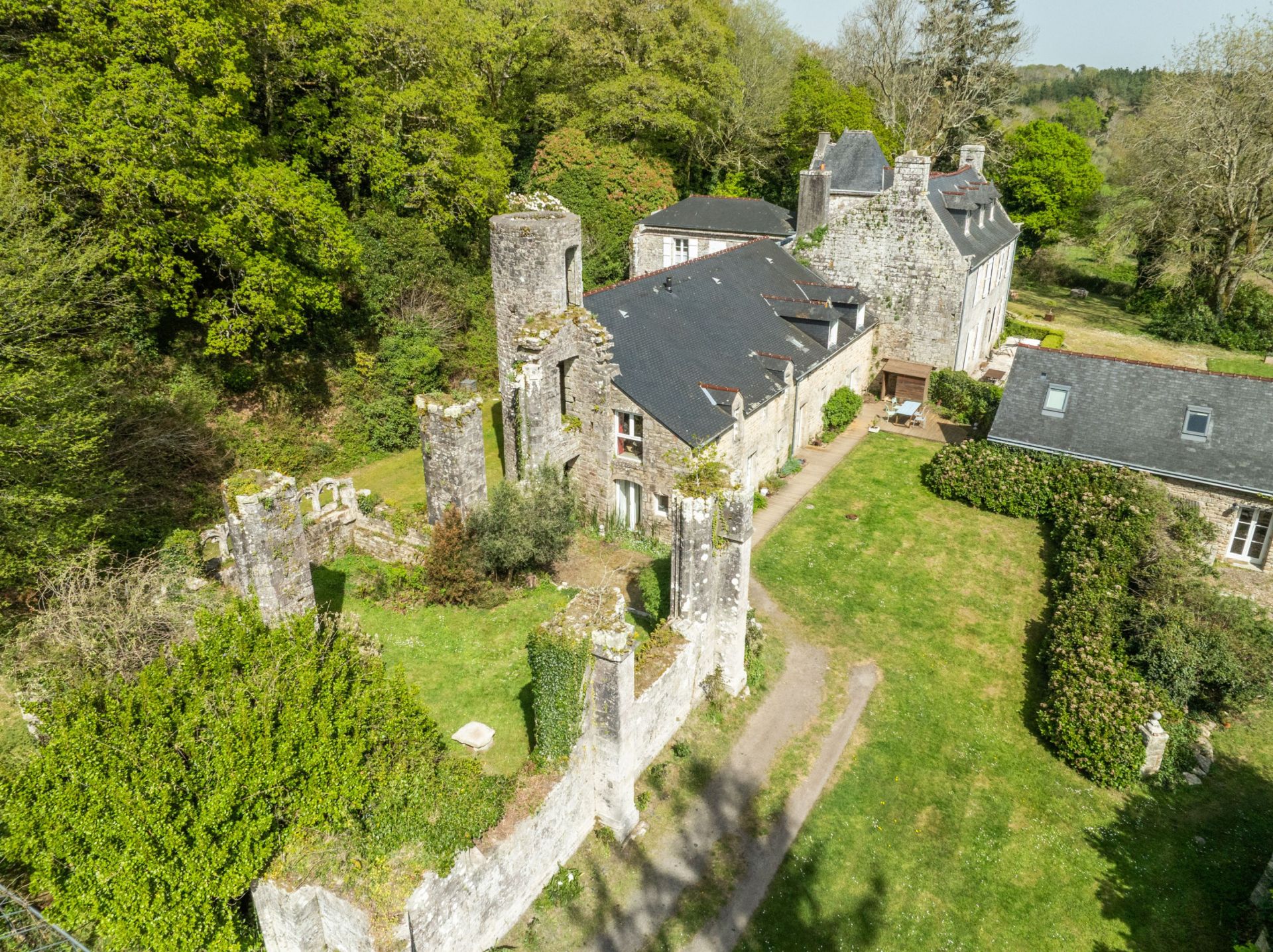 propriété de luxe 20 Pièces en vente sur QUIMPER (29000)