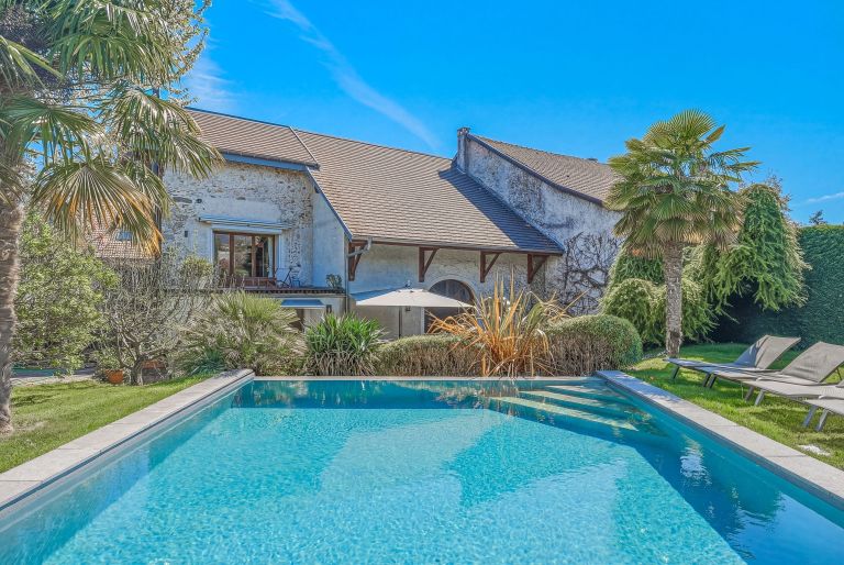 maison de luxe 6 Pièces en vente sur DIVONNE LES BAINS (01220)