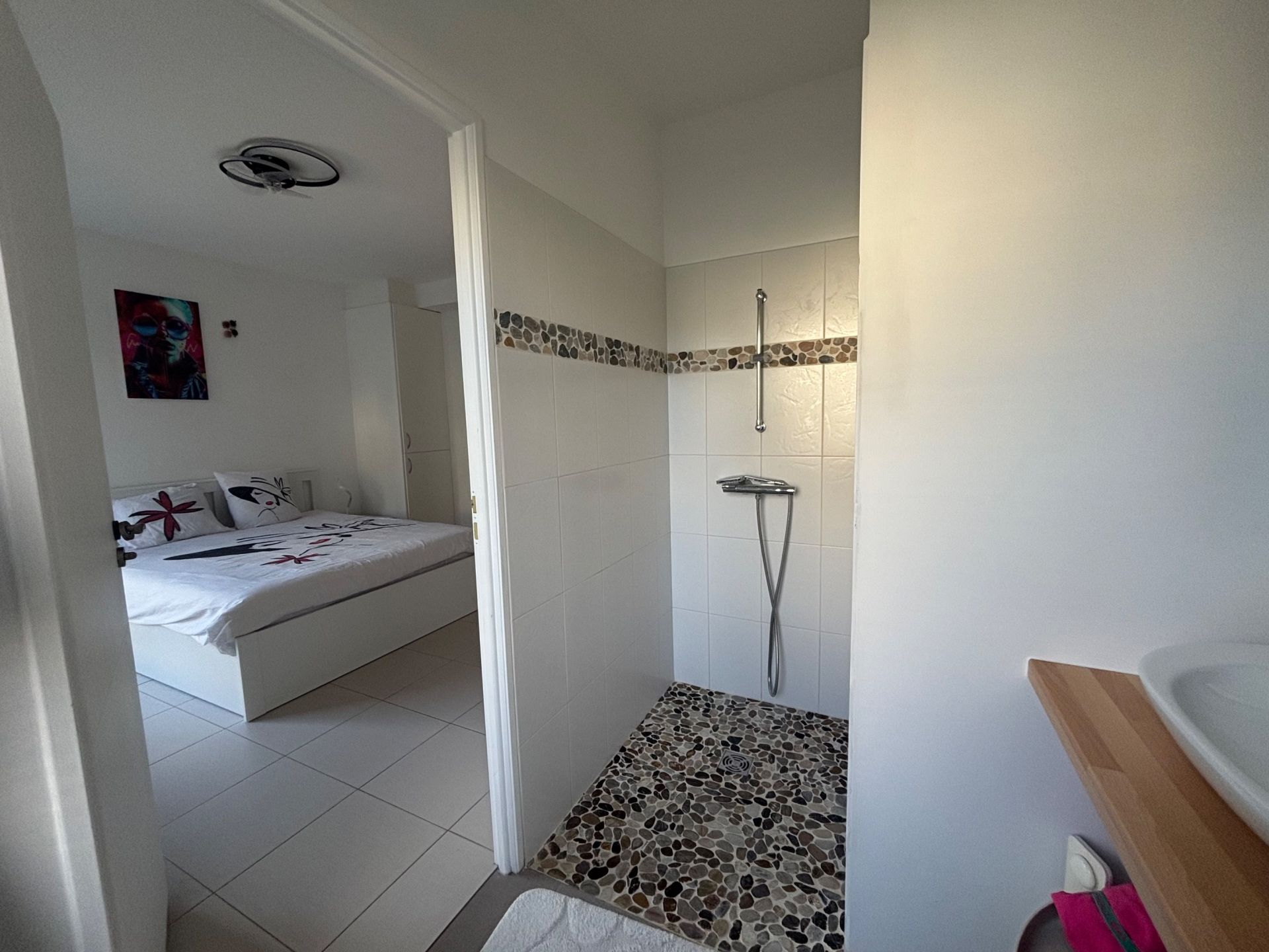 luxury house 7 Rooms for sale on OUISTREHAM (14150)