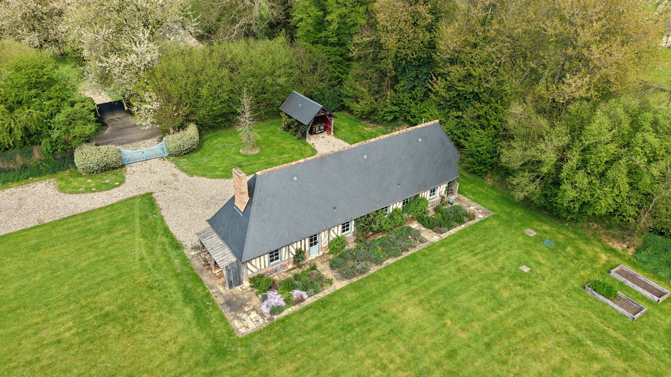 maison de luxe 10 Pièces en vente sur MORAINVILLE JOUVEAUX (27260)