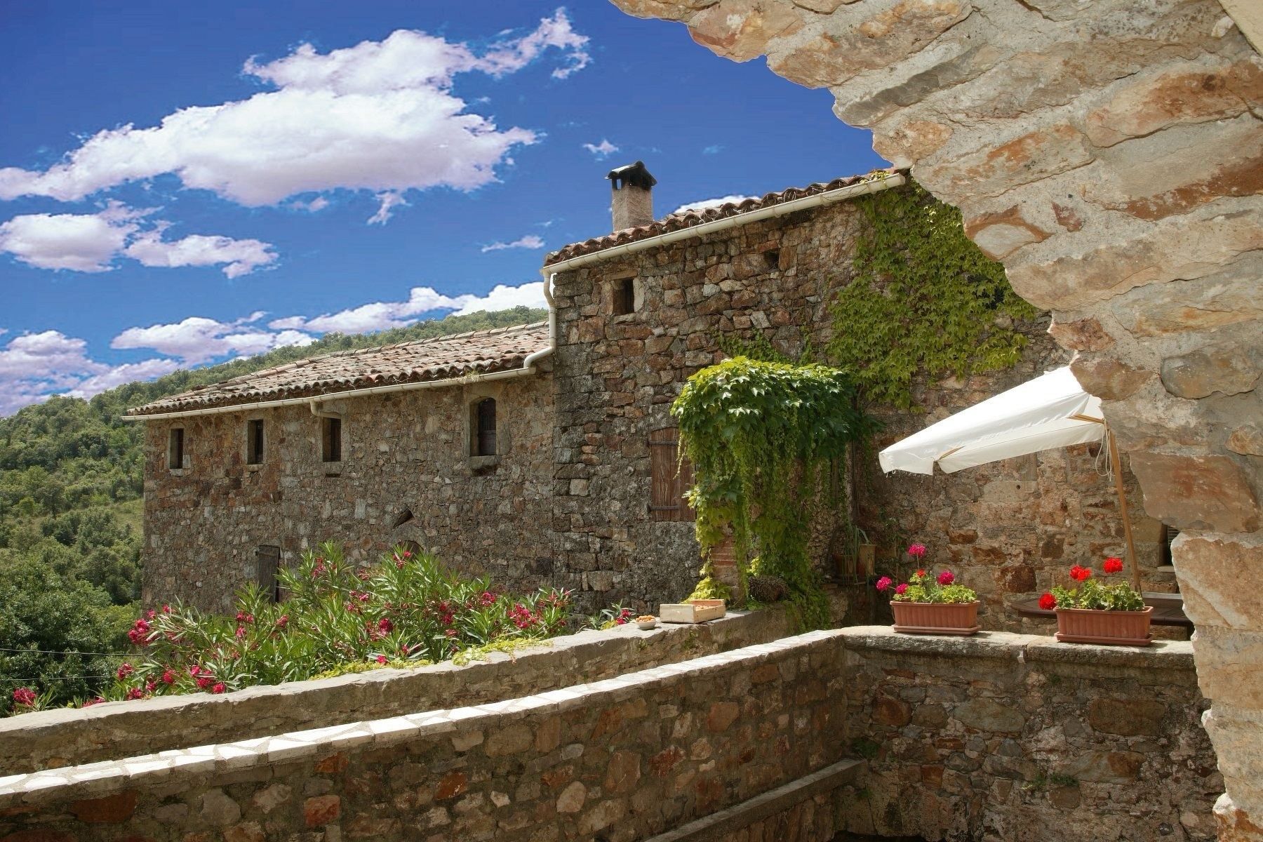 mas 33 Pièces en vente sur ANDUZE (30140)