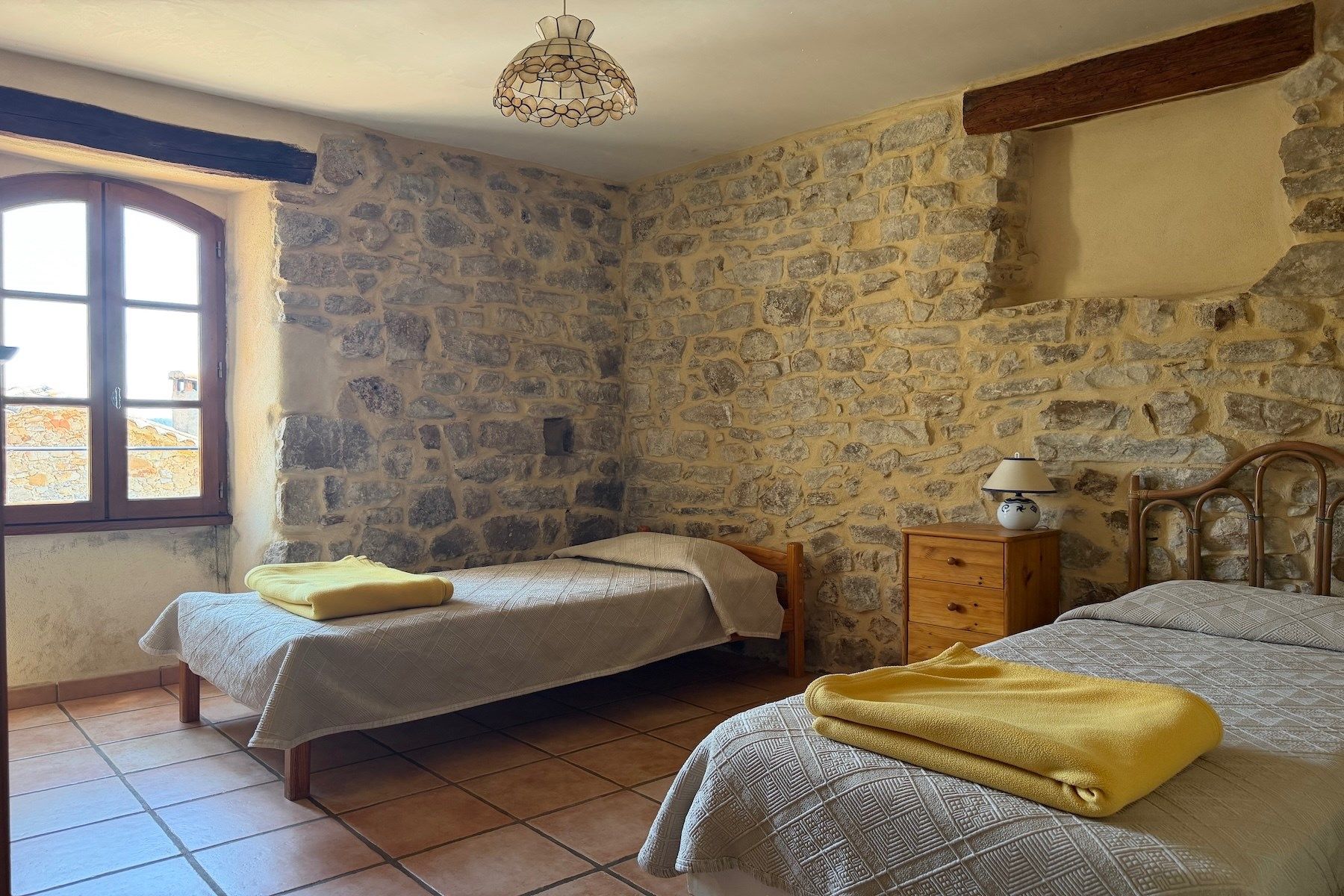 mas 33 Rooms for sale on ANDUZE (30140)