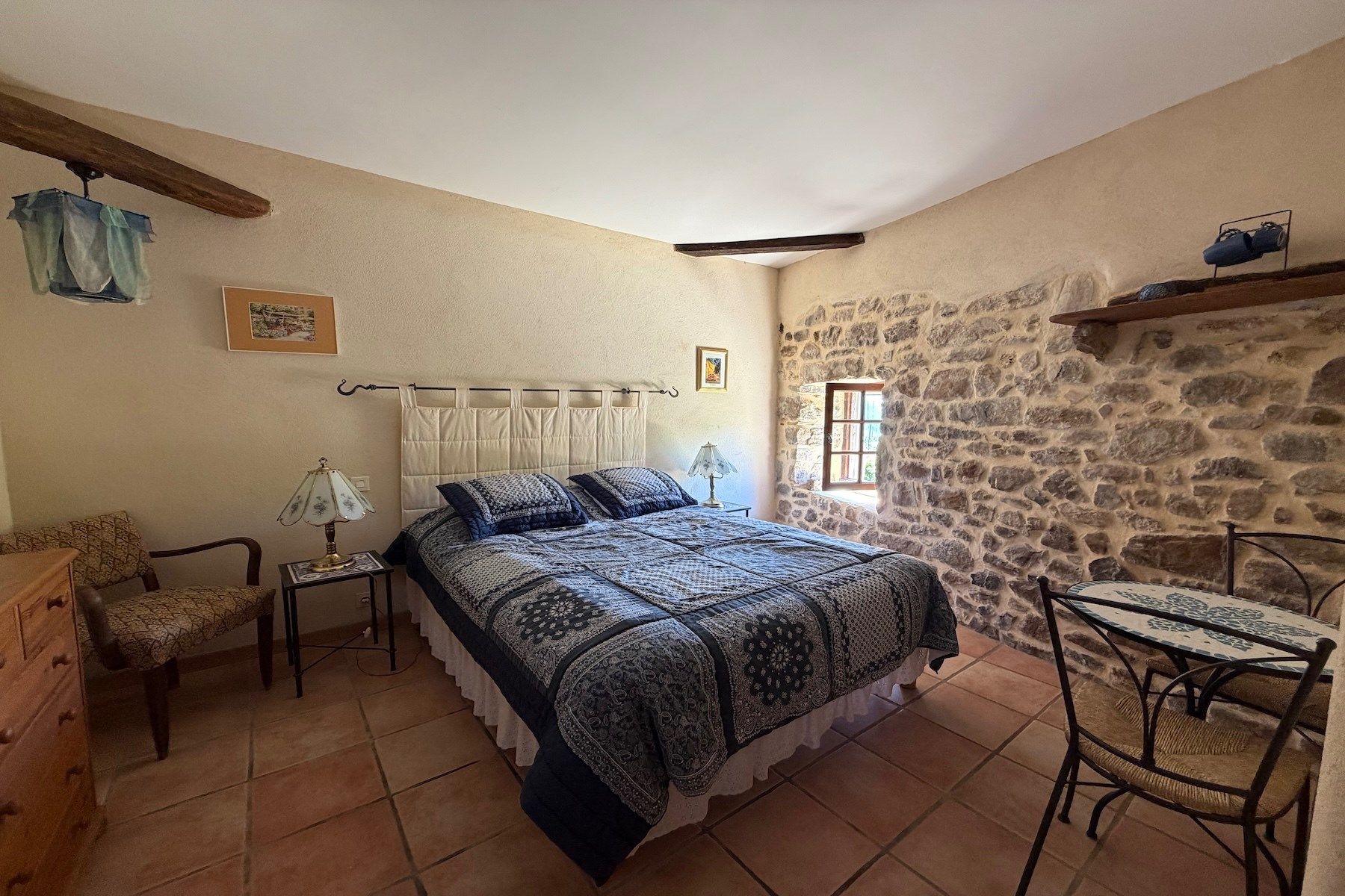 mas 33 Rooms for sale on ANDUZE (30140)
