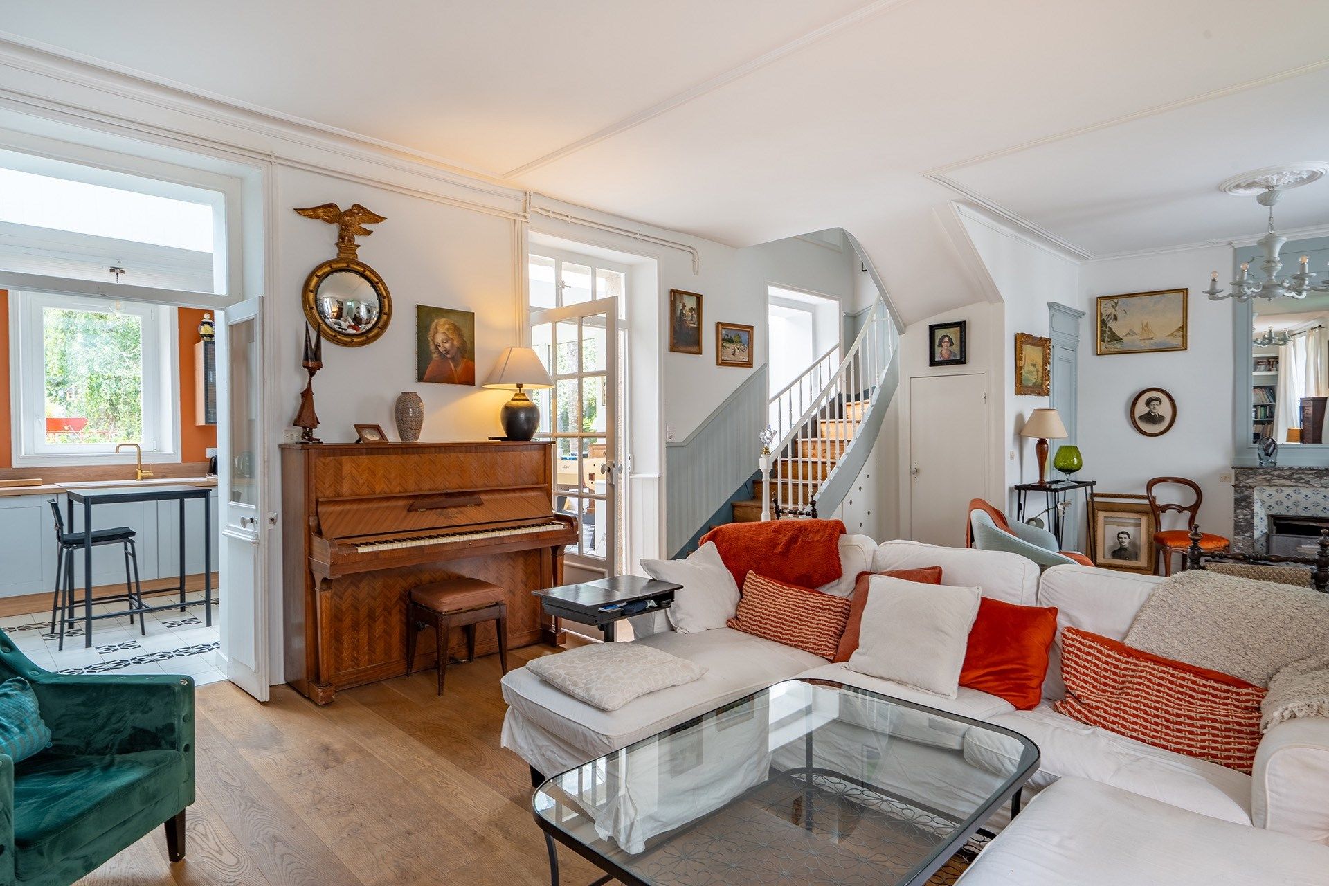 luxury house 11 Rooms for sale on MORLAIX (29600)