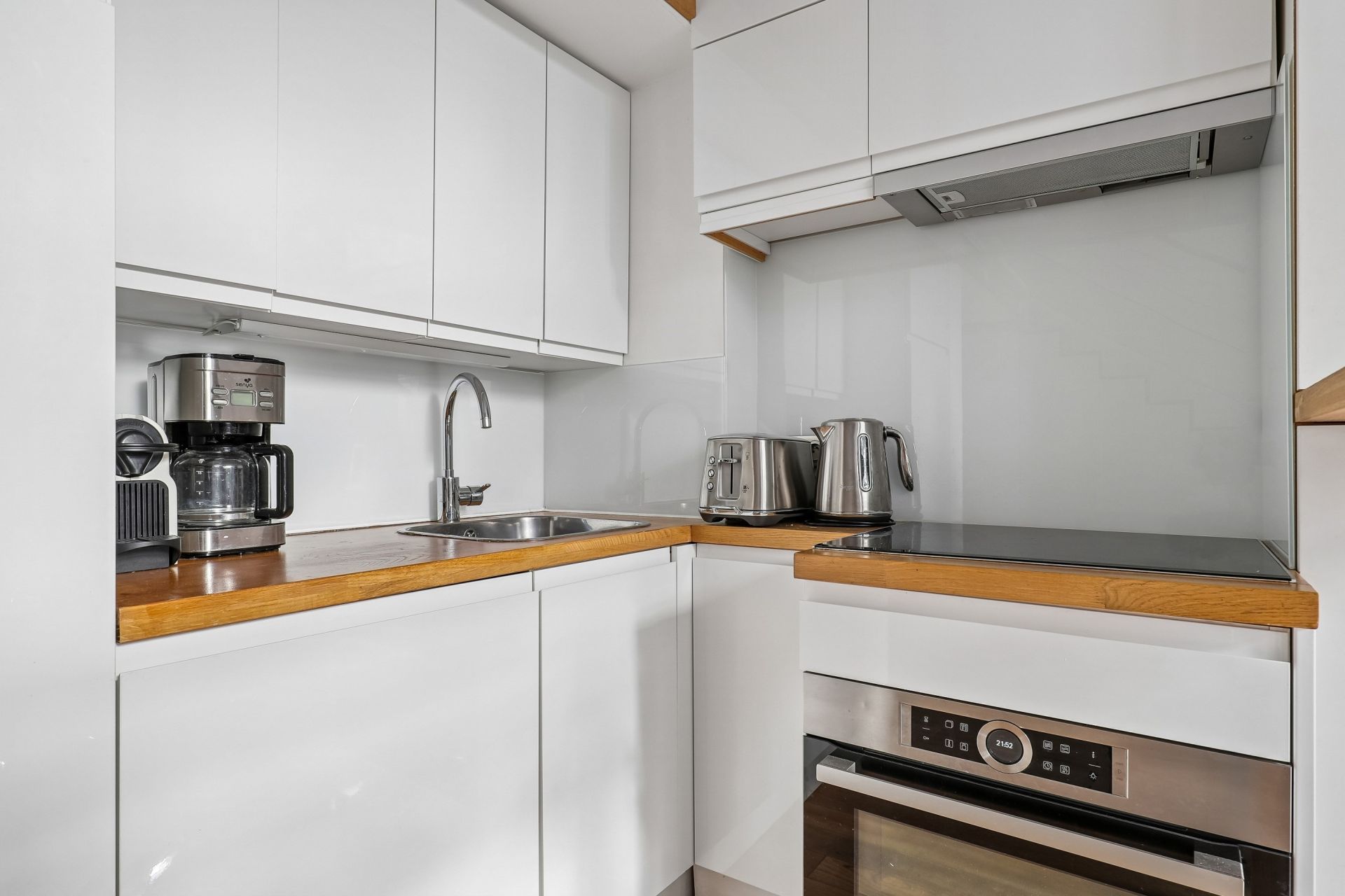 luxury apartment 1 room for sale on PARIS (75006)
