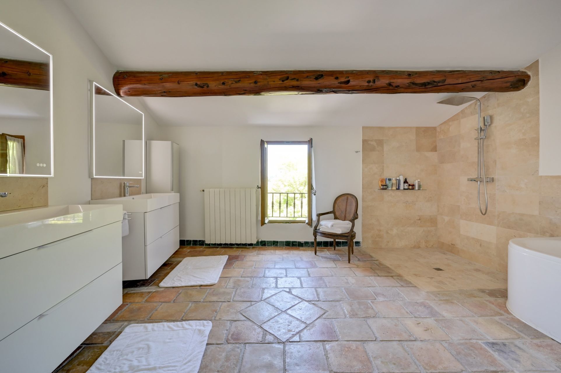 maison de luxe 10 Pièces en vente sur BOULBON (13150)
