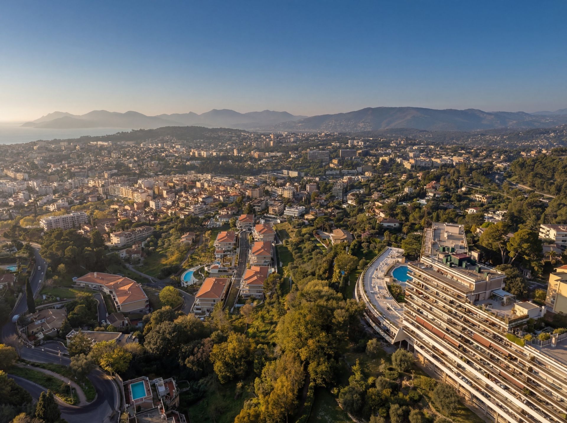 appartement de luxe 4 Pièces en vente sur LE CANNET (06110)