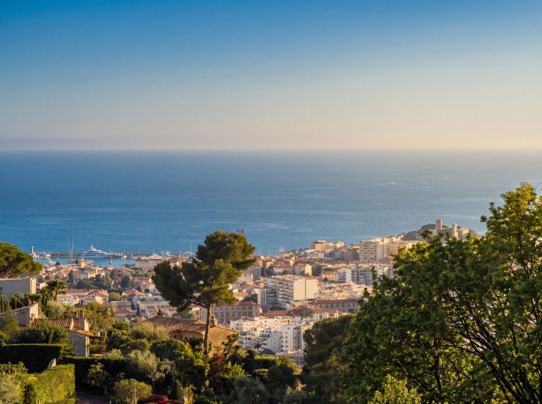 appartement de luxe 4 Pièces en vente sur LE CANNET (06110)